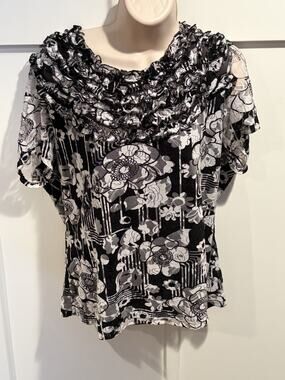 Multiples Women’s Large Black White Floral Lace Ruffle Scoop Neck Stretch Blouse